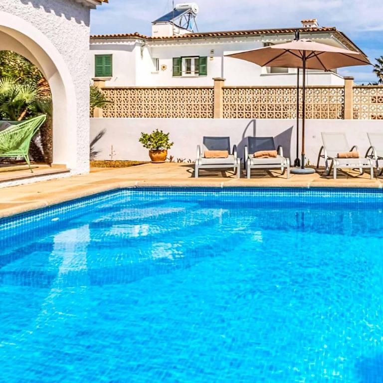 Villa Monsy 2 - Three-Bedroom Villa - 2