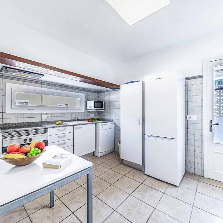 Villa Monsy 2 - Three-Bedroom Villa - 15