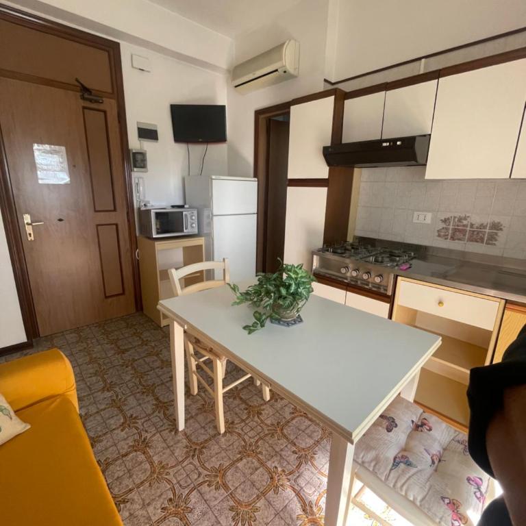 FOSCOLO Sunset House - Appartamento con 1 Camera da Letto con Balcone e Vista Città - 7