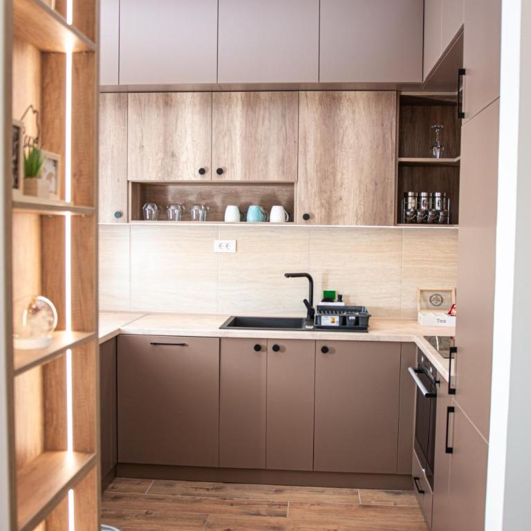 Exclusive 1 Apartment - Three-Bedroom Apartment - 26
