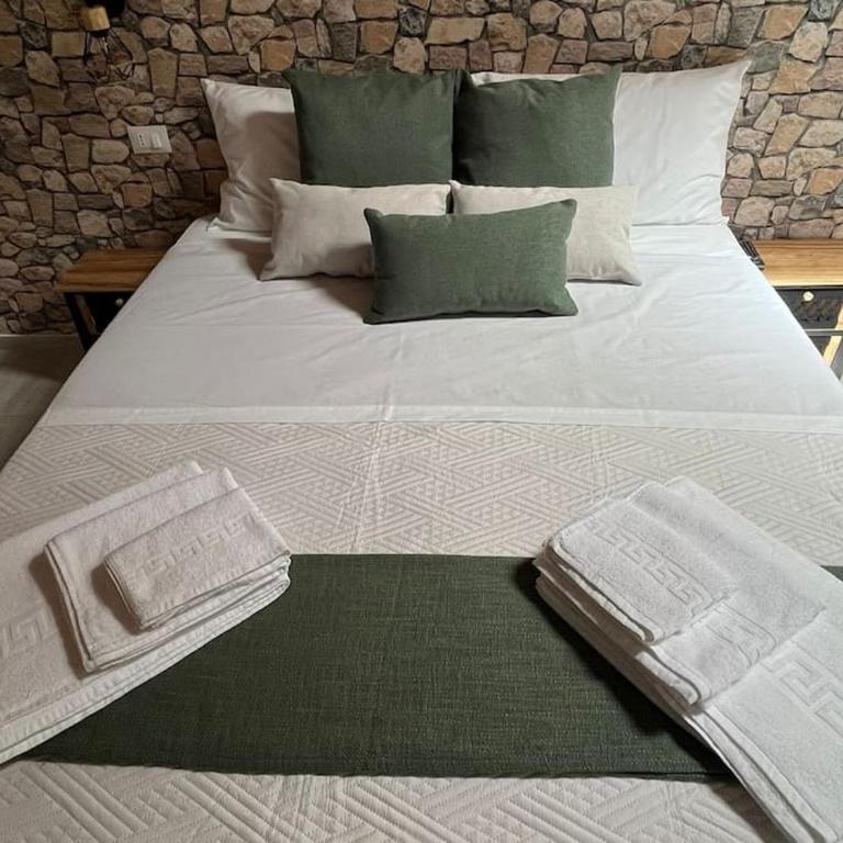Samuele s home - Two-Bedroom House - 49
