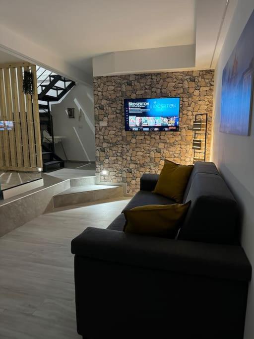 Samuele s home - Two-Bedroom House - 57