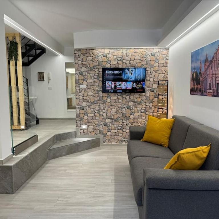 Samuele s home - Two-Bedroom House - 88