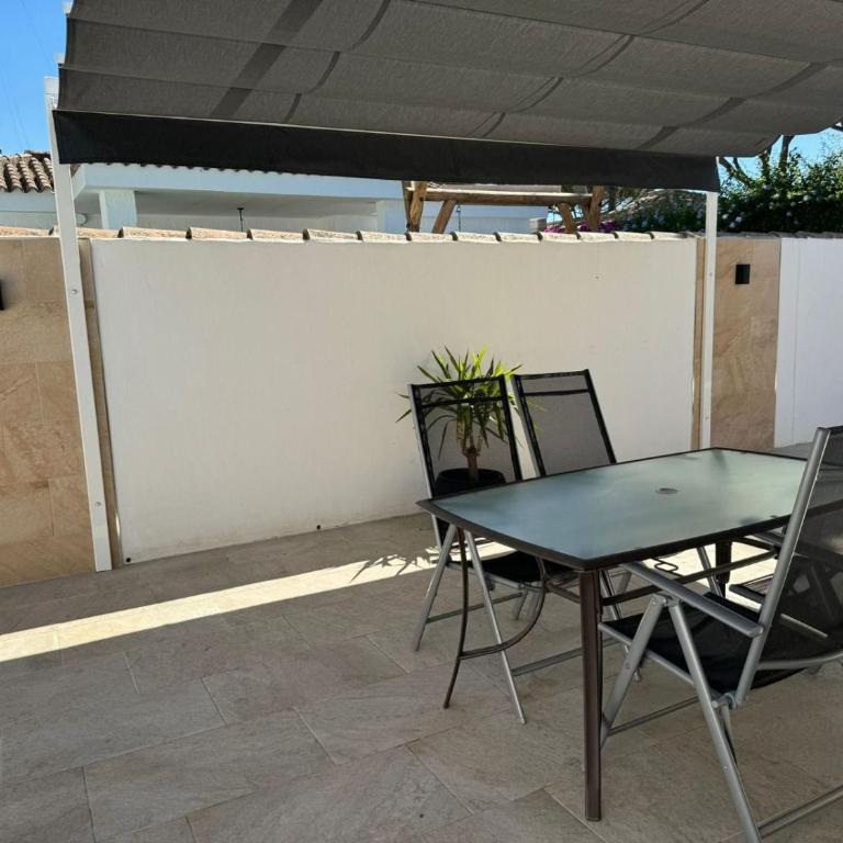 Chalet con piscina - Casa de 3 dormitorios - 17