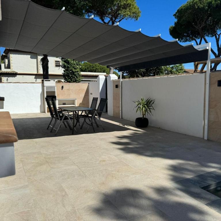 Chalet con piscina - Casa de 3 dormitorios - 24