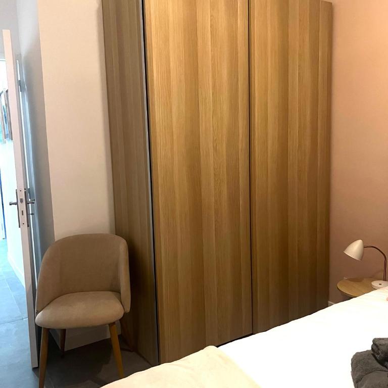 Le contemporain - Golfe Juan - 5 min des plages - 10 min de Cannes! - Appartement 2 Chambres - 15