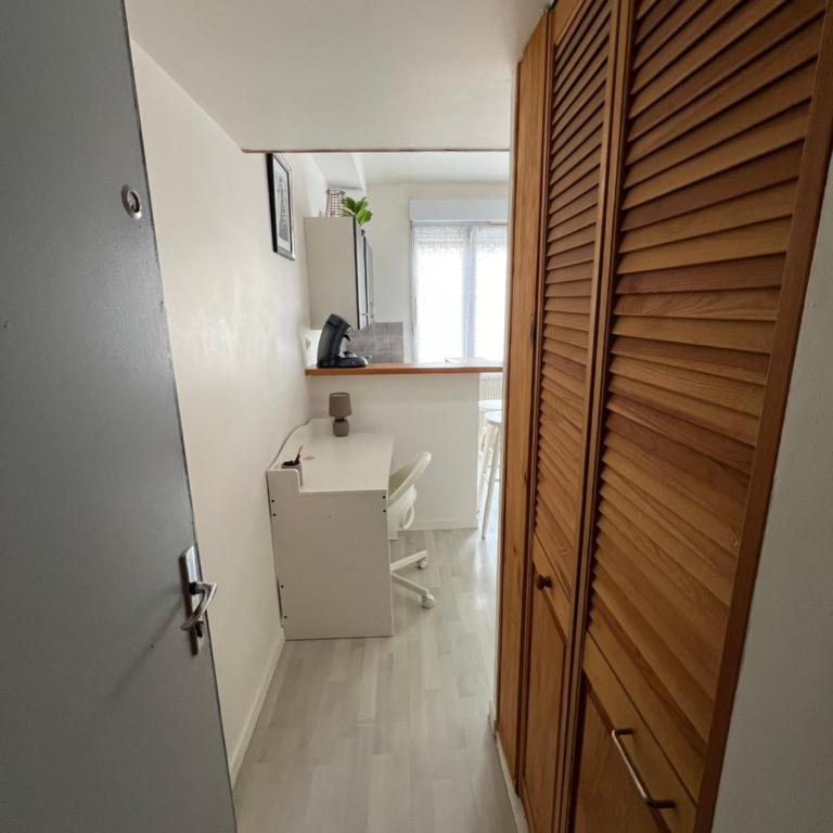 Studio meublé proche centre et gare - Apartment mit 1 Schlafzimmer - 5