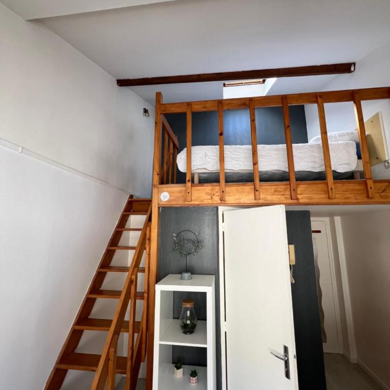 Studio meublé proche centre et gare - Apartment mit 1 Schlafzimmer - 11