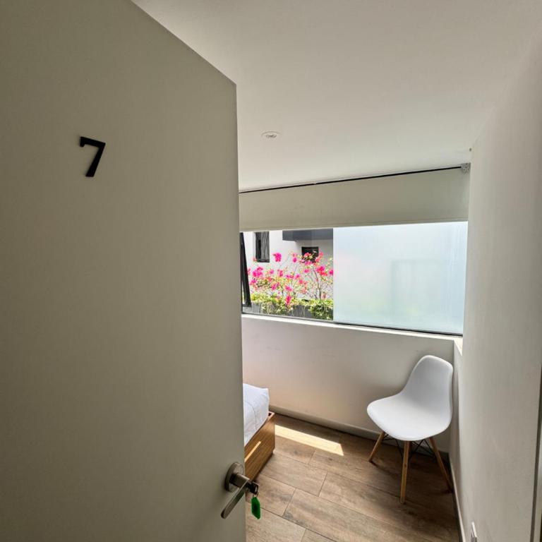 Calzolli Penthouse Casa de Huéspedes y Coliving - Double Room with Private Bathroom - 4