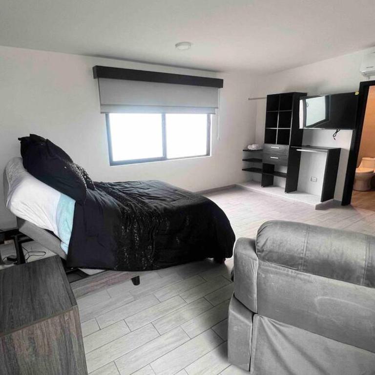 Luxury apartment private with only shared jacuzzi - Seven-Bedroom House - 5