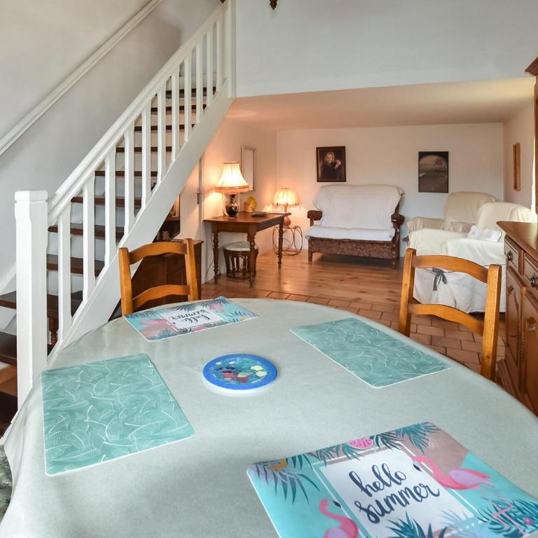 Amazing Home In Vaison-La-Romaine - Maison de Vacances 4 Chambres - 6