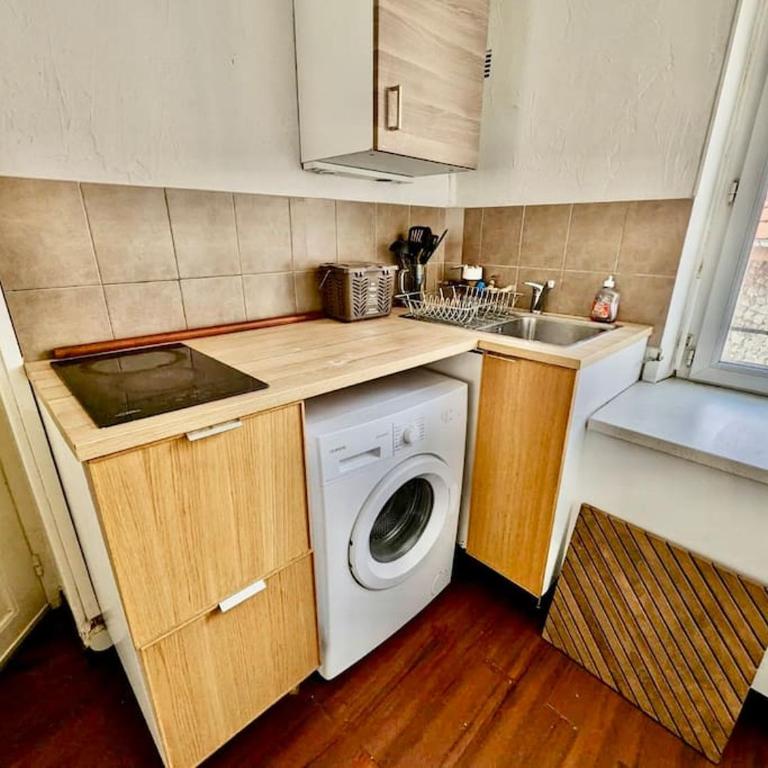 Grand Studio - Proche Hyper centre - Calme & Tout Equipé - Appartement 1 Chambre - 11