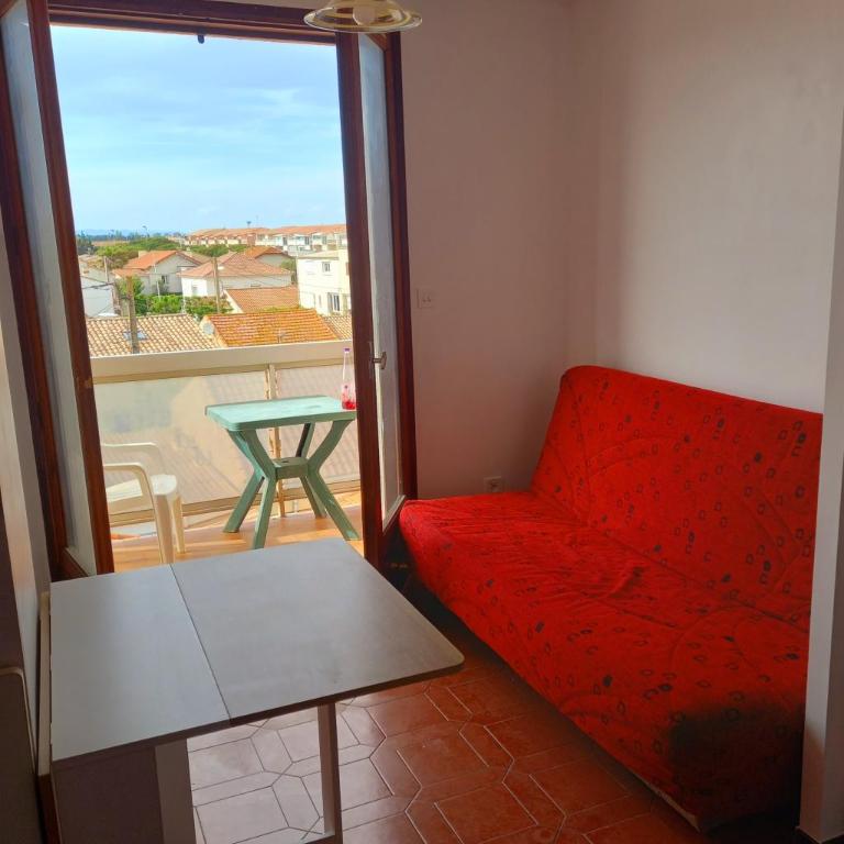 Studio avec petite terrasse proche plage et commerces - Appartement 2 Chambres - 11