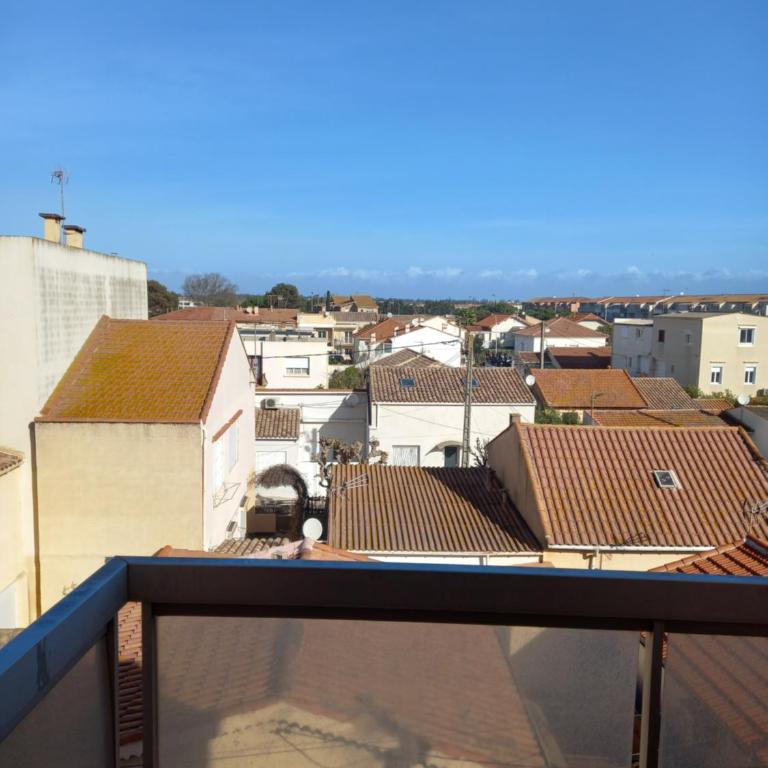 Studio avec petite terrasse proche plage et commerces - Appartement 2 Chambres - 16