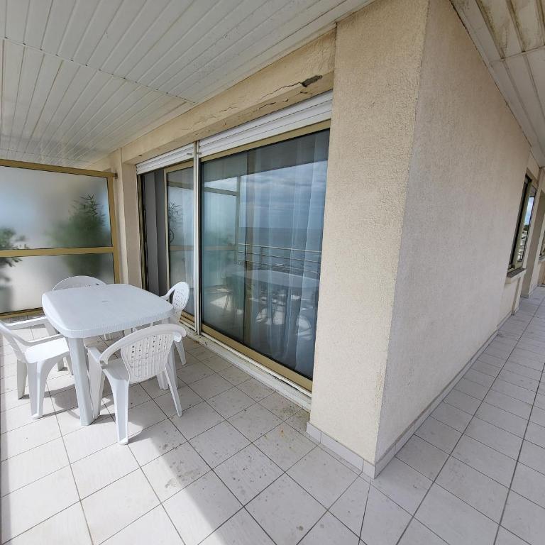 Appartement 2 chambres avec terrasse et garage privatif proche plage - FR-1-92-940 - Apartment - 8