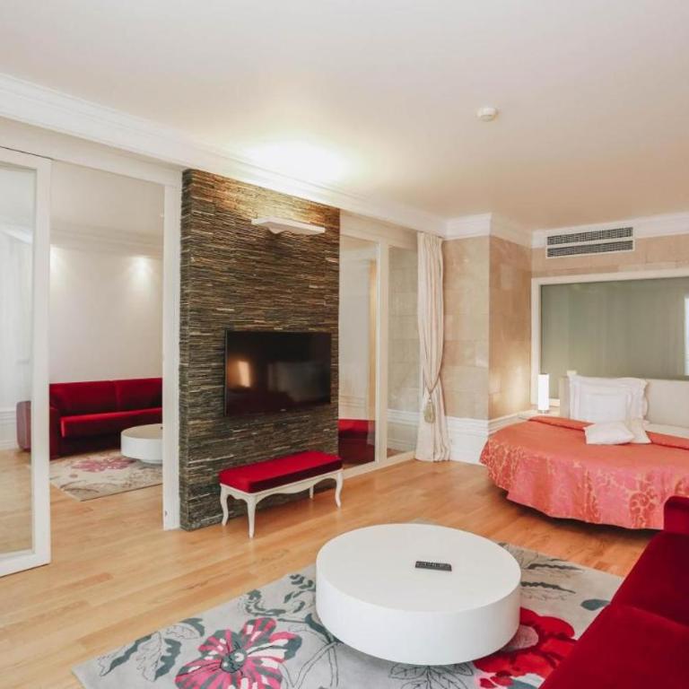 The Unique Splendid Conference Spa Resort Family apt suite sleeps 6 - Apartment - 2
