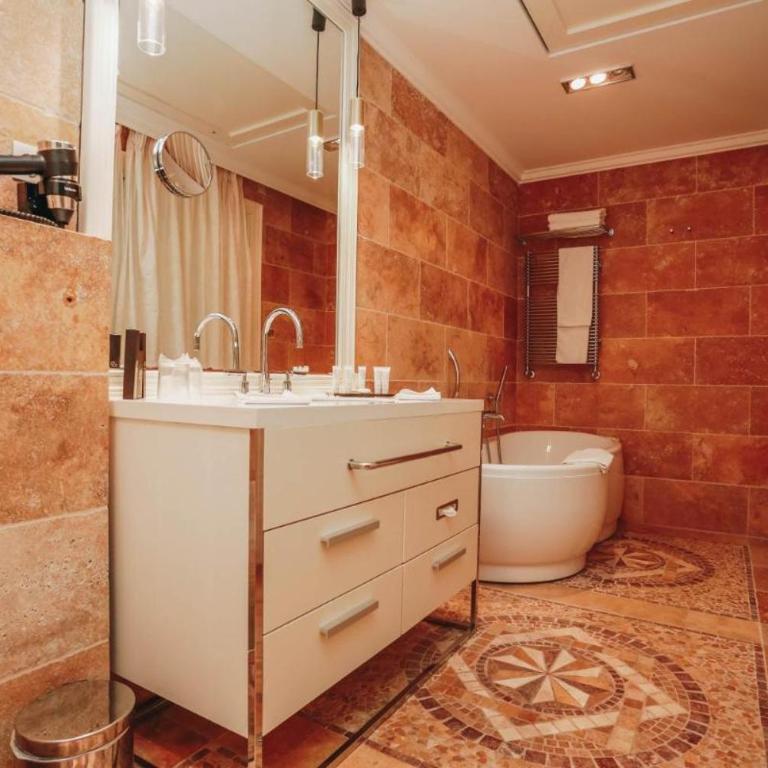 The Unique Splendid Conference Spa Resort Family apt suite sleeps 6 - Apartment - 4