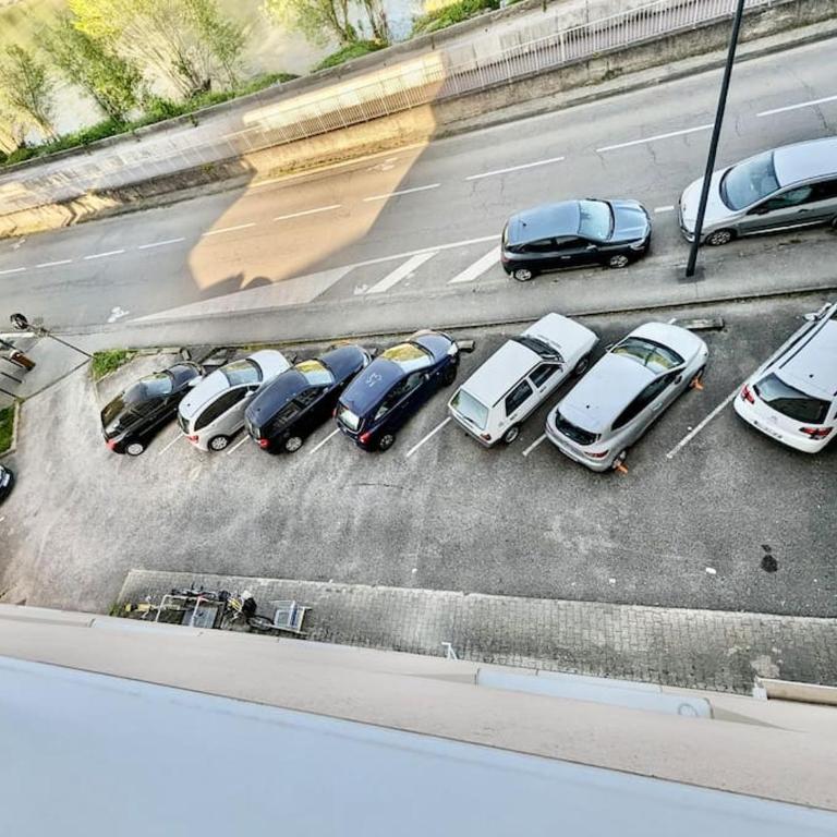 Studio 105 - Calme & Tout Equipé avec Parking Gratuit - One-Bedroom Apartment - 3