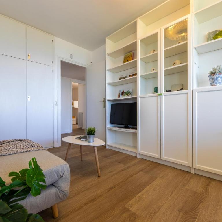 Verd i Blau - Apartament amb Piscina - Apartamento de 2 dormitorios con balcón y vistas al mar - 21