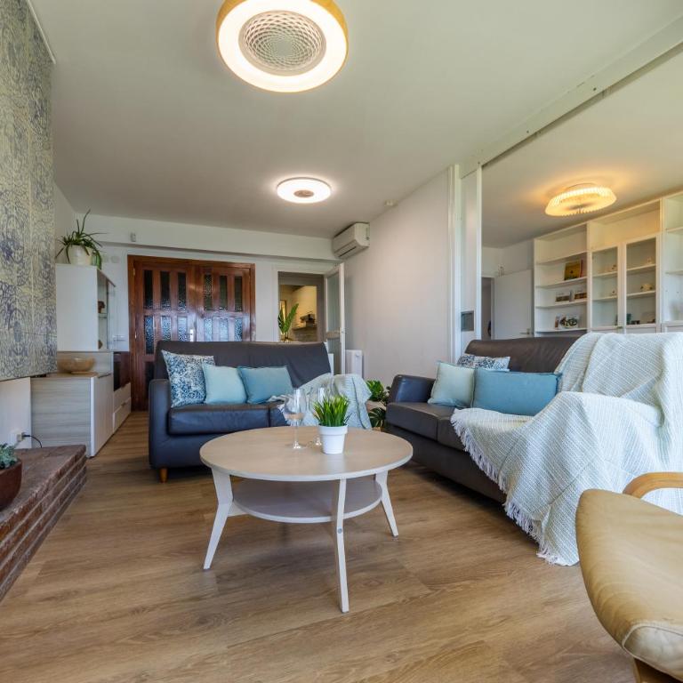 Verd i Blau - Apartament amb Piscina - Apartamento de 2 dormitorios con balcón y vistas al mar - 9