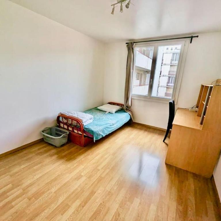 Chambre au Cœur Grenoble - Calme & Tout Equipé avec WIFI - One-Bedroom Apartment - 8