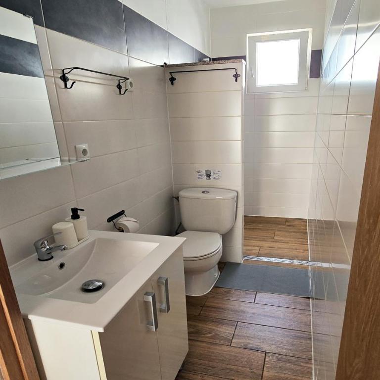 2 bedrooms - quiet location - pool - Adults only - Apartamento de 2 dormitorios con balcón y terraza - 27
