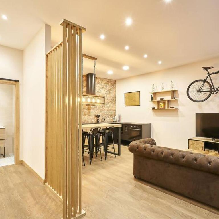 Loft diseño el taller del abuelo con parking - One-Bedroom Apartment - 10