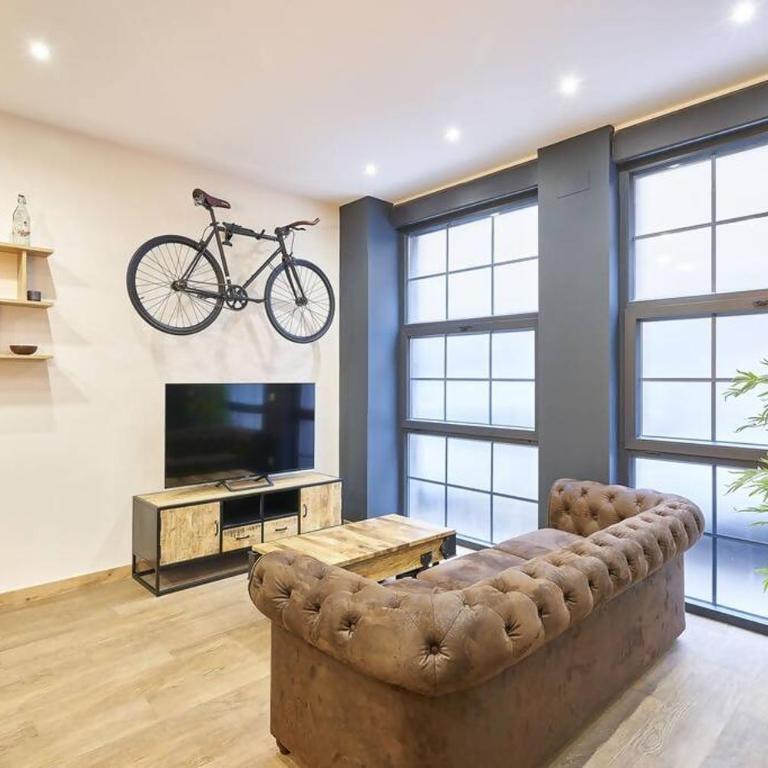 Loft diseño el taller del abuelo con parking - One-Bedroom Apartment - 12