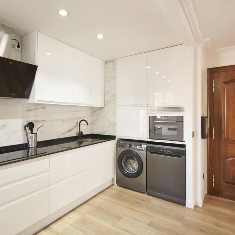 Precioso alojamiento Barrio del Oeste - Apartment - 10