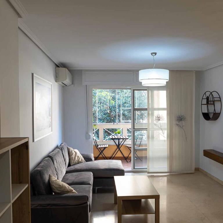 Mediterráneo Playa, a 3min del mar y con aire acondicionado - Apartamento de 4 dormitorios con balcón - 5