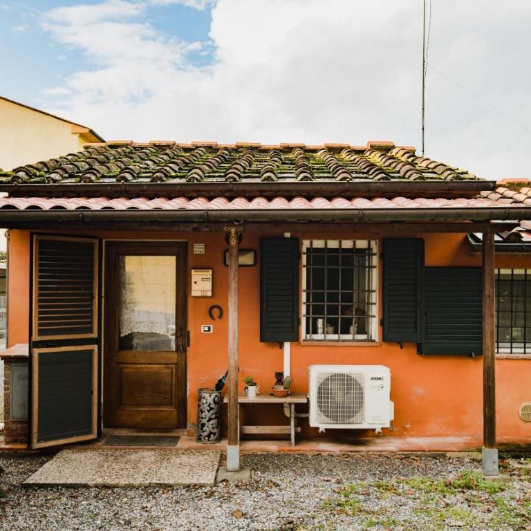 GuestHost - Rustic House near Lucca With Private Parking and Garden! - Villa con Vista Giardino - 19