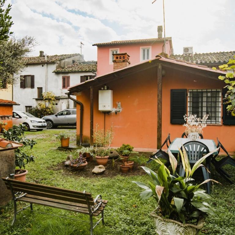 GuestHost - Rustic House near Lucca With Private Parking and Garden! - Villa con Vista Giardino - 20