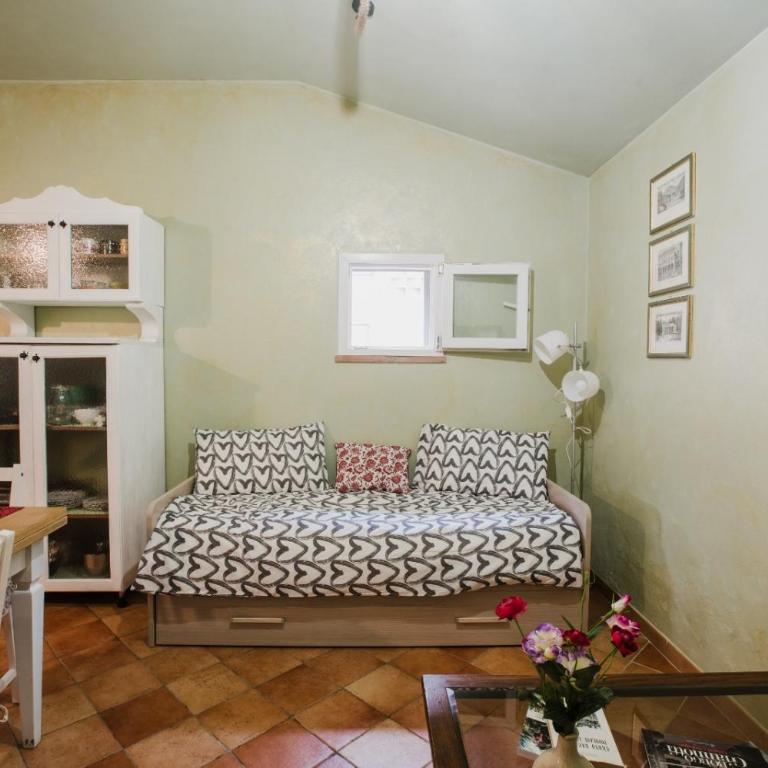 GuestHost - Rustic House near Lucca With Private Parking and Garden! - Villa con Vista Giardino - 8