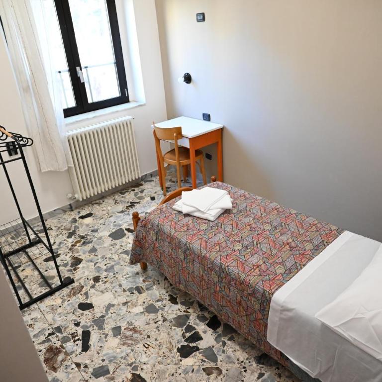 Villa San Giuseppe Brindisi - Camera Doppia con Letti Singoli con Bagno Privato - 7