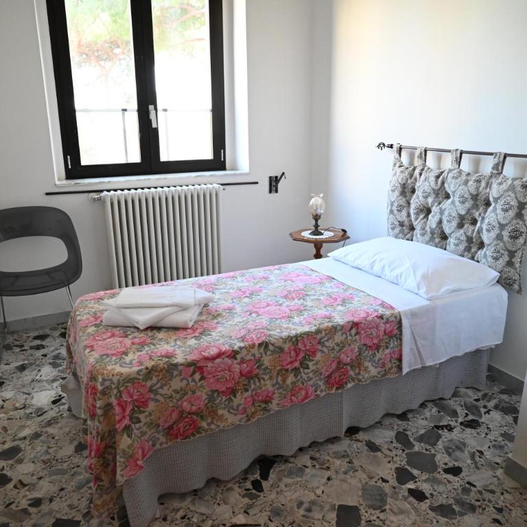 Villa San Giuseppe Brindisi - Camera Doppia con Letti Singoli con Bagno Privato - 10