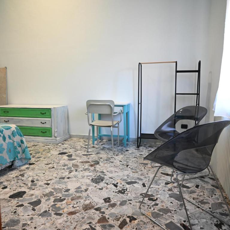 Villa San Giuseppe Brindisi - Camera Familiare con Doccia - 7