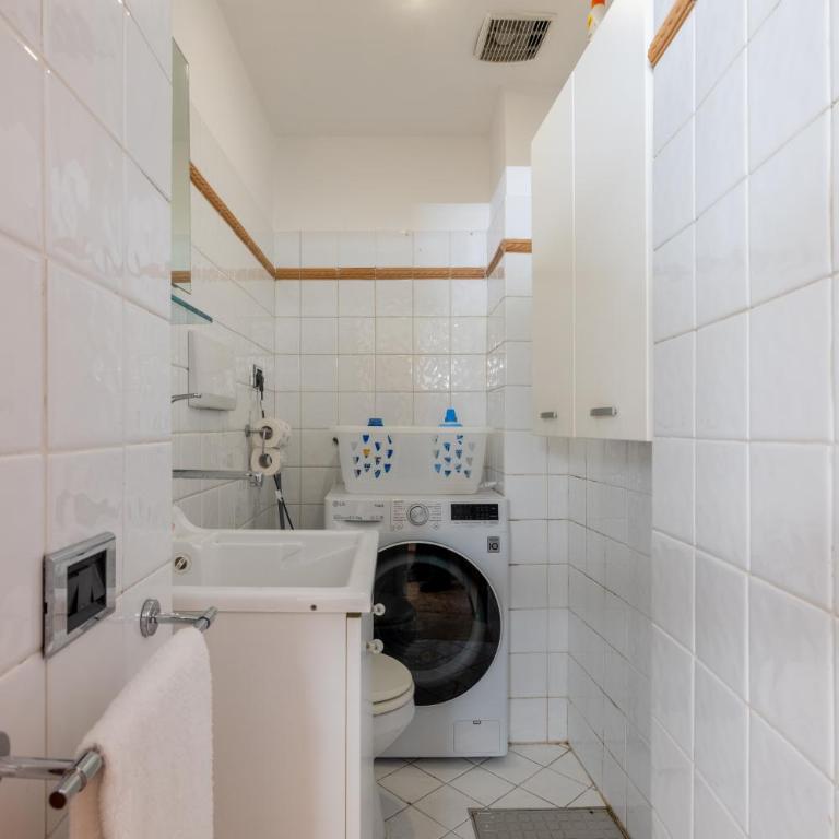 La Casa Di G - Vivora Srl - Two-Bedroom Apartment - 8