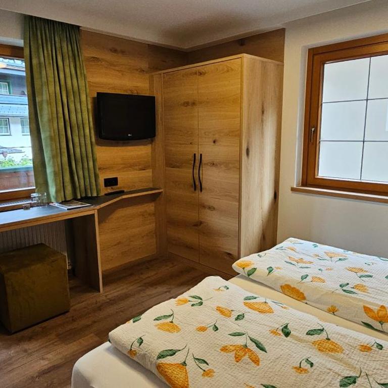Hotel-Garni Pramstraller - Kleines Doppelzimmer - 1