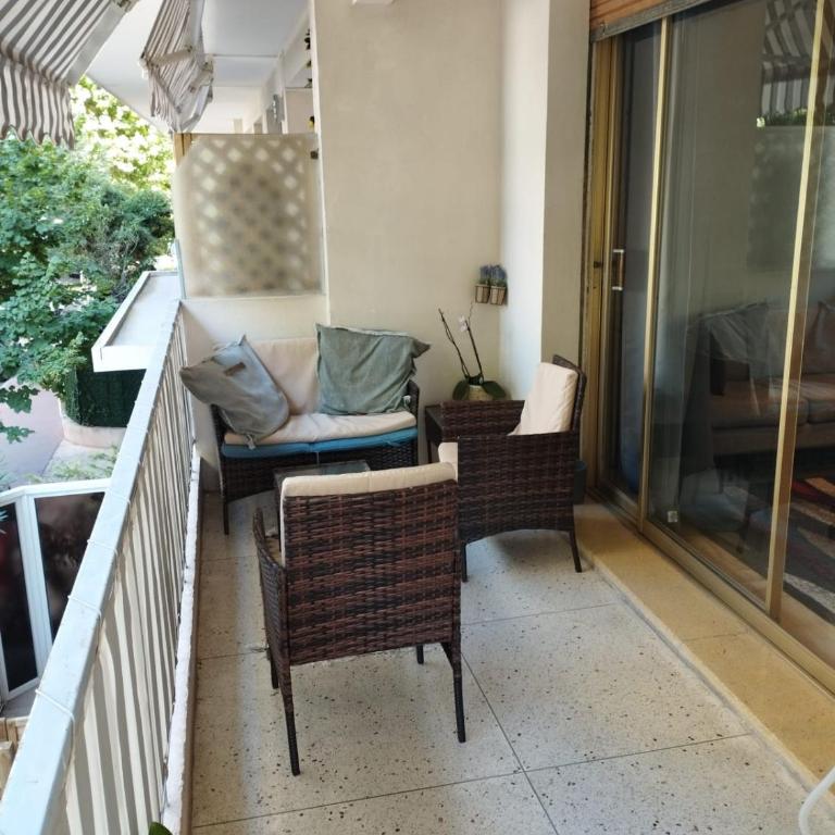 Air-conditioned Apartment of 90 m2 only 200 meters away from the Croisette - Appartement 2 Chambres avec Balcon - 12