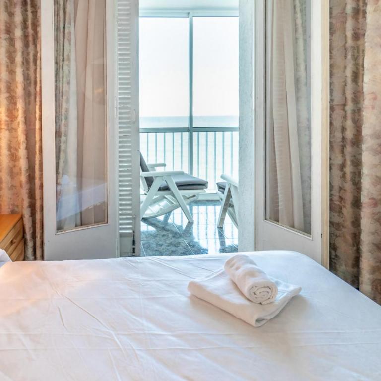 Fener de Baix 81 - Apartamento primera línea mar - Apartamento de 2 dormitorios - 11