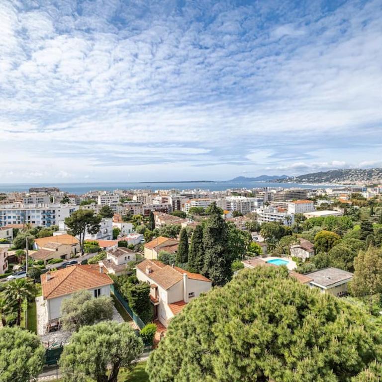 Elegant 2 Bed Apt with Pool in Juan Les Pins - Apartment mit 2 Schlafzimmern - 4