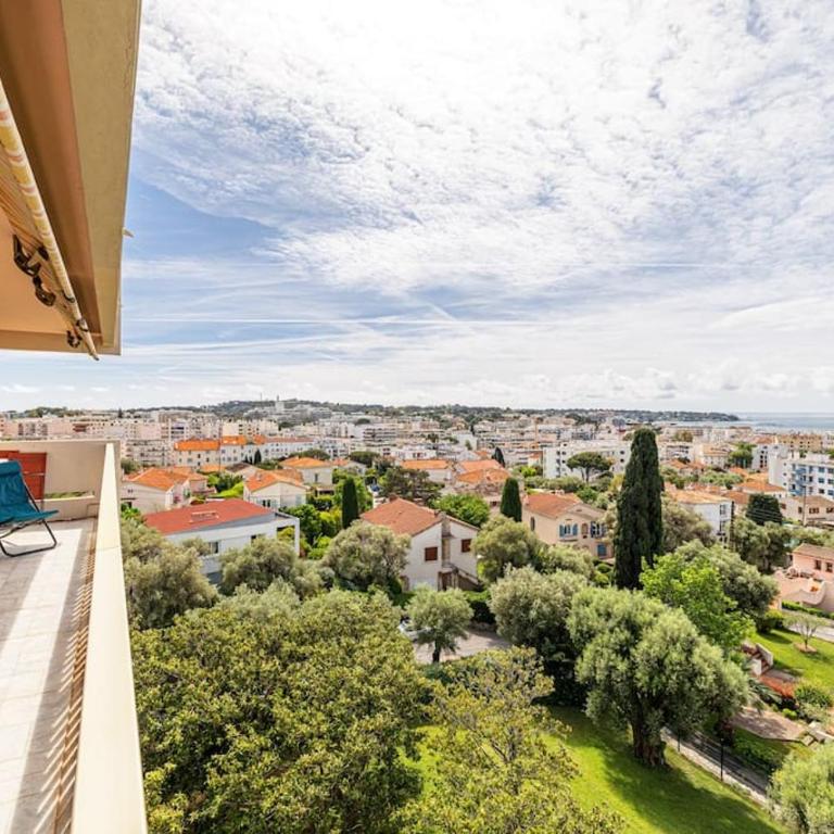 Elegant 2 Bed Apt with Pool in Juan Les Pins - Apartment mit 2 Schlafzimmern - 10