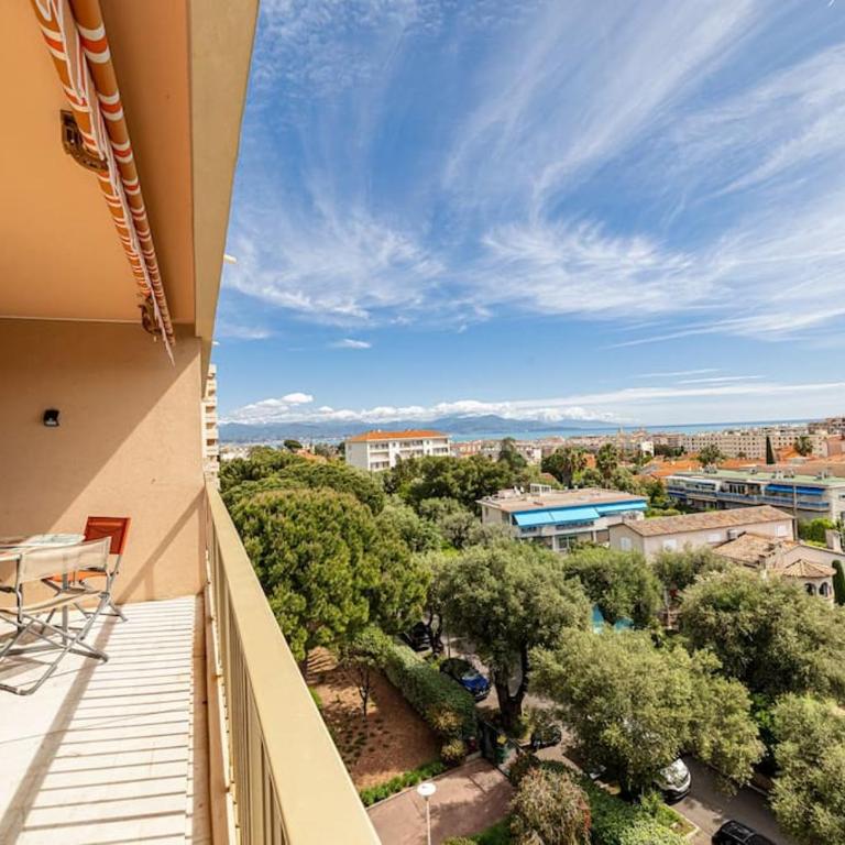 Elegant 2 Bed Apt with Pool in Juan Les Pins - Apartment mit 2 Schlafzimmern - 31