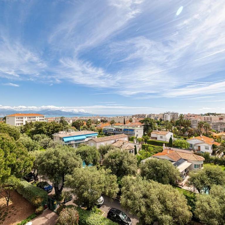 Elegant 2 Bed Apt with Pool in Juan Les Pins - Apartment mit 2 Schlafzimmern - 39