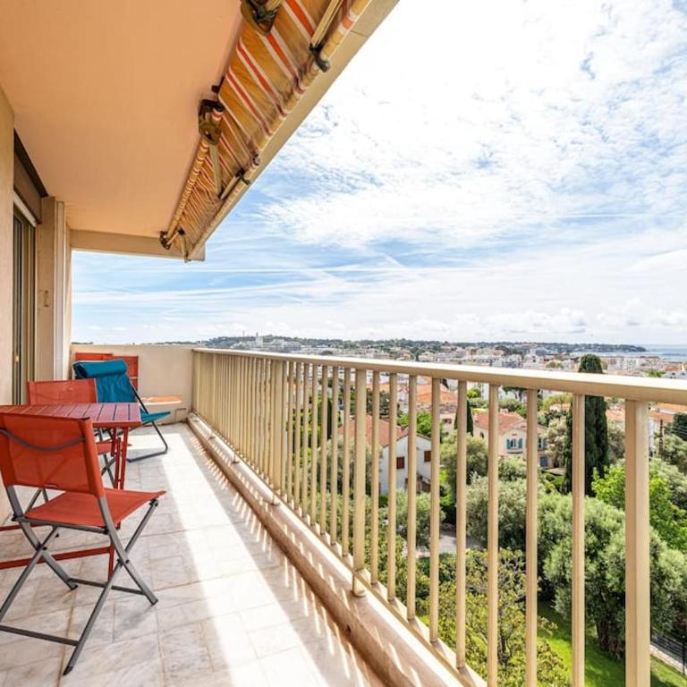 Elegant 2 Bed Apt with Pool in Juan Les Pins - Apartment mit 2 Schlafzimmern - 45