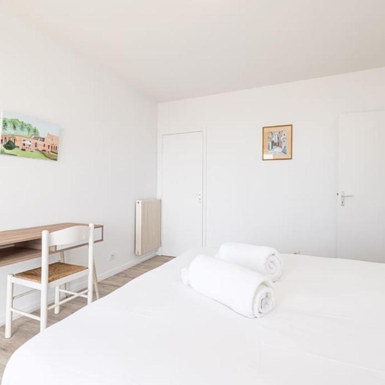 Elegant 2 Bed Apt with Pool in Juan Les Pins - Apartment mit 2 Schlafzimmern - 59