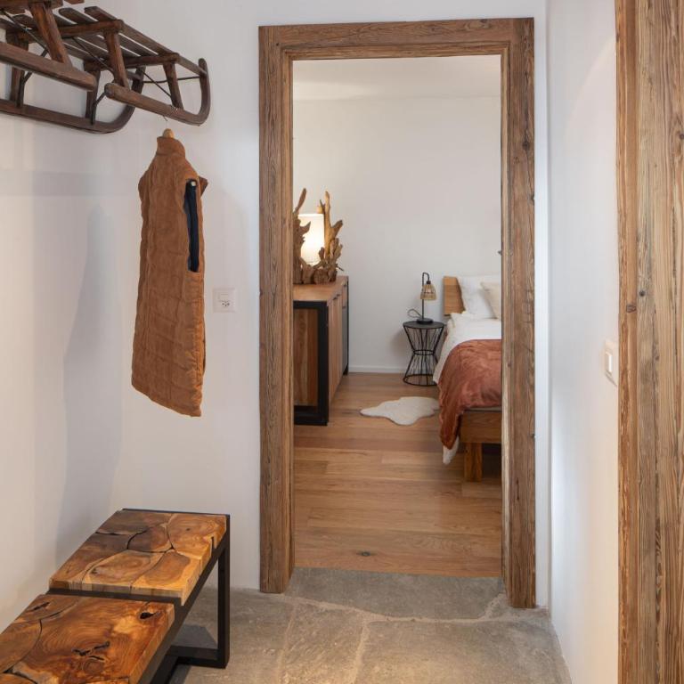 Pilanous Residence - Junior Suite - Swiss Alps - Apartment with Balcony - 13