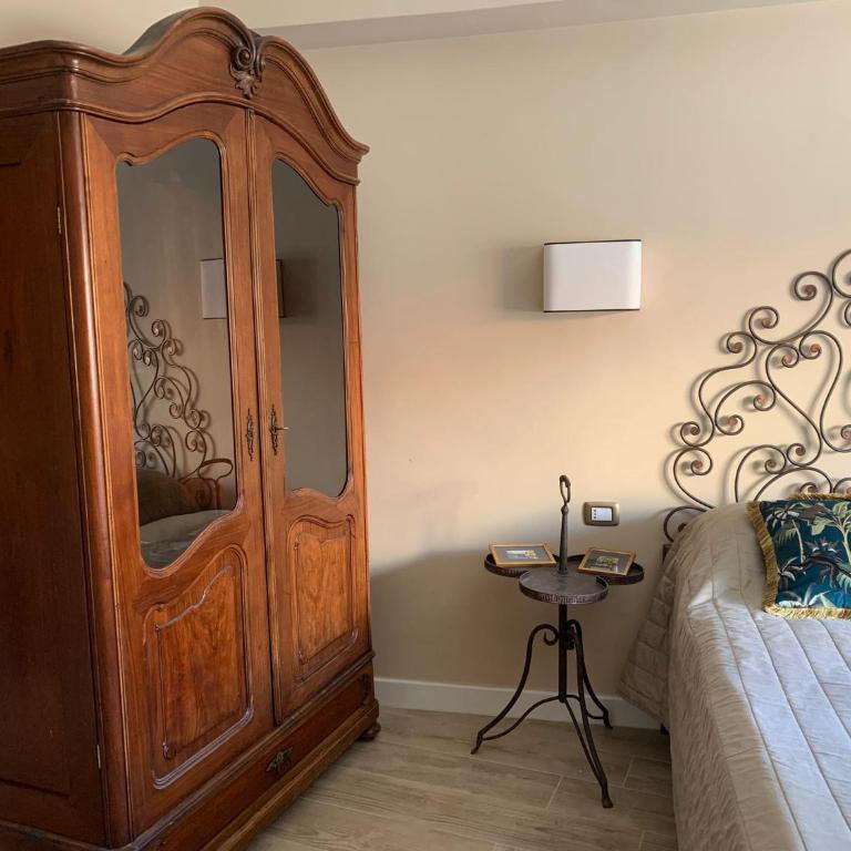 Central luxury rooms - Suite King con Balcone - 9