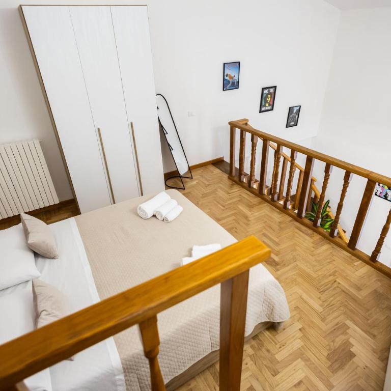 Noble Suite - Two-Bedroom House - 27
