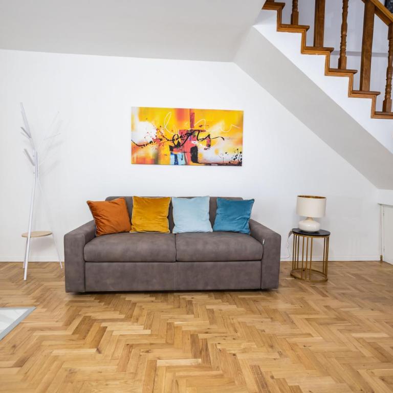 Noble Suite - Two-Bedroom House - 25